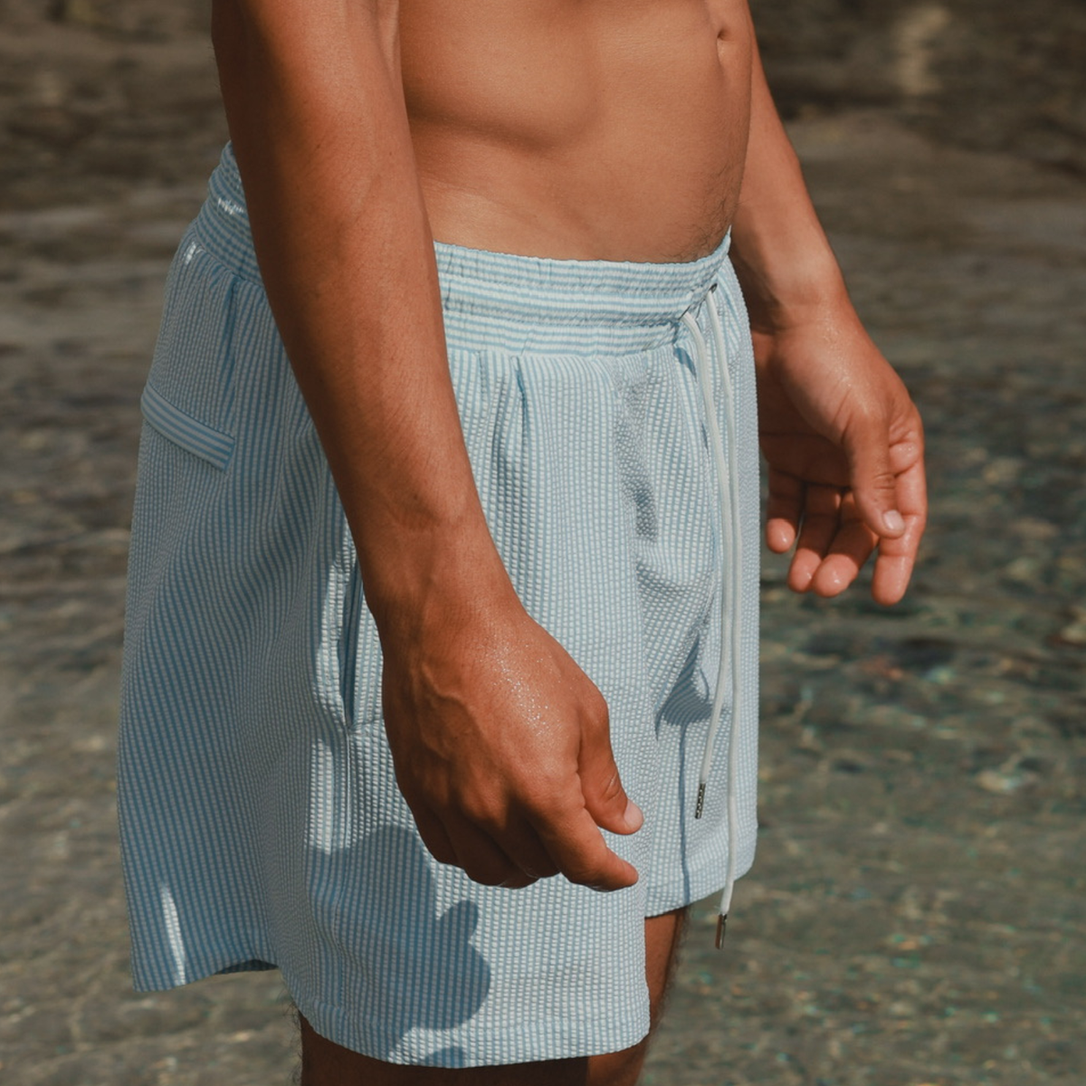 Eden mens swimtrunks - Stripped crinkle aqua – Mennillo